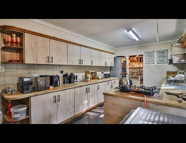 3 BEDROOM HOUSE FOR SALE IN BOUGHTON